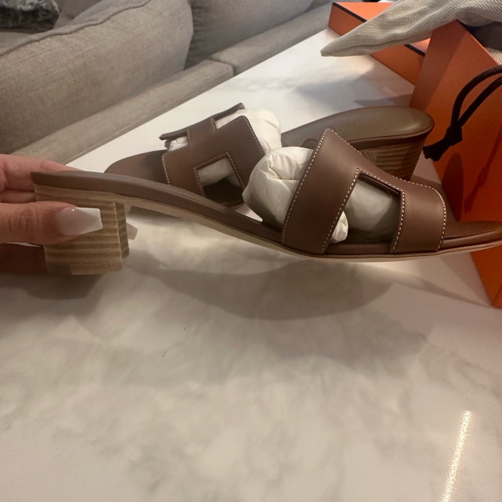 Hermès Oasis Sandals - Brand New